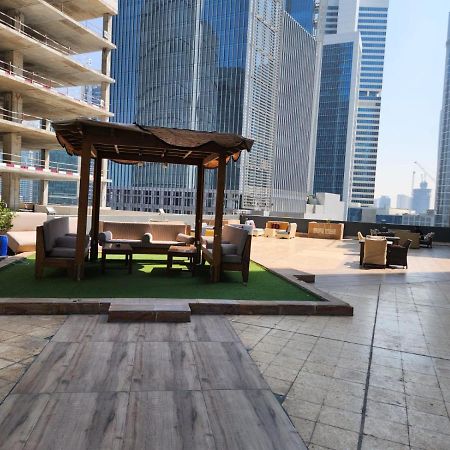 Furnished Studio Apartment Near Business Bay Metro Station Dubaï Extérieur photo