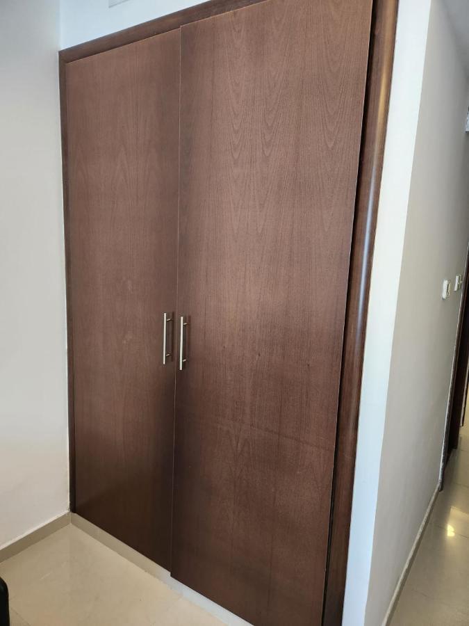 Furnished Studio Apartment Near Business Bay Metro Station Dubaï Extérieur photo