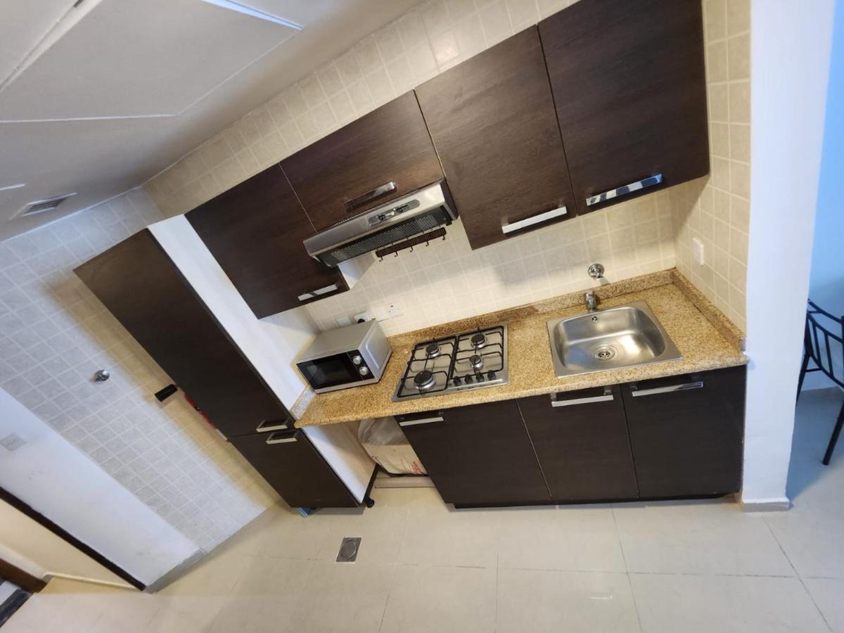 Furnished Studio Apartment Near Business Bay Metro Station Dubaï Extérieur photo